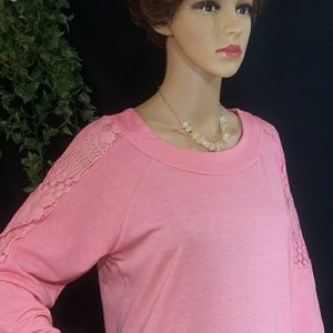 JERSEY AND LACE BLOUSE